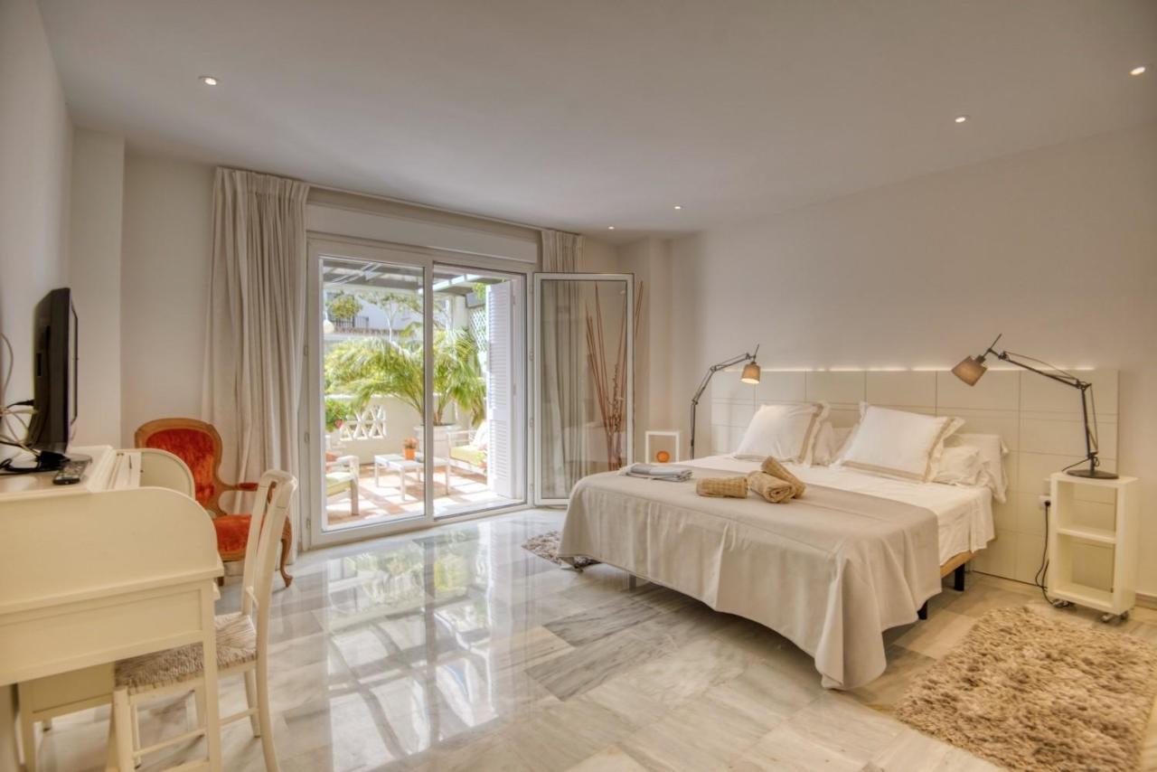 Playas Del Duque, Puerto Banus, Golf .Playa Y Compras Lejlighed Marbella Eksteriør billede